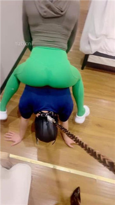 图片[9]_【梓夫人】双S-带素人姐妹一起骑马/藤条抽_HD绳艺资源