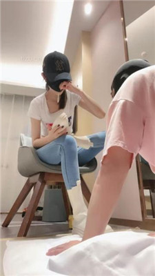 图片[4]_【美娜格格】牛仔裤短靴-胯下辱/人体擦鞋器/脚插嘴_HD绳艺资源