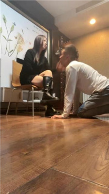 【嘉一】长靴S-口水耳光-恋足羞辱-踢踹_HD绳艺资源