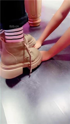 图片[13]_【惠子大大】母畜-舔裸足-脚耳光-球杆插嘴-口水_HD绳艺资源