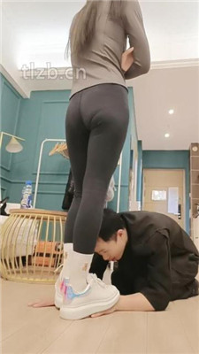 图片[10]_【昭玥】转胯/全体重踩踏/舔脏鞋-小白鞋棉袜_HD绳艺资源