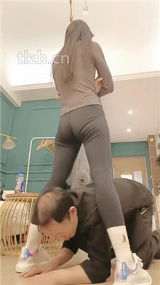 图片[12]_【昭玥】转胯/全体重踩踏/舔脏鞋-小白鞋棉袜_HD绳艺资源