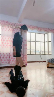 图片[10]_【小九】被抓奸现场-踩狗爪-衣架抽打/跪地求饶_HD绳艺资源