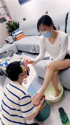 图片[13]_【丹祖宗】圈养狗等主人回家-伺候洗脚/舔裸足/吃脚皮_HD绳艺资源