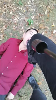 图片[4]_【凌儿女神】训练/舔脏鞋臭脚/玩户外舔脏鞋/关狗笼_HD绳艺资源