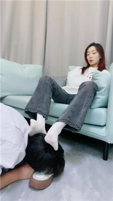 图片[7]_【术术】腿绞窒息/踩踏/原味白袜辱/踢踹/裸足踩狗脸_HD绳艺资源