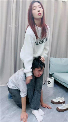 图片[11]_【术术】腿绞窒息/踩踏/原味白袜辱/踢踹/裸足踩狗脸_HD绳艺资源