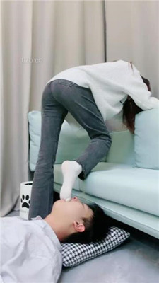 图片[18]_【术术】腿绞窒息/踩踏/原味白袜辱/踢踹/裸足踩狗脸_HD绳艺资源