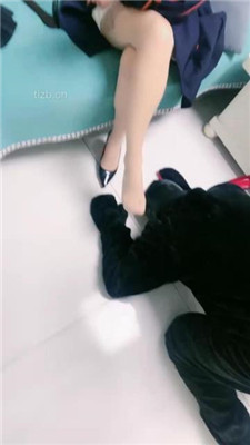 图片[12]_【蜜糖情侣】狗笼圈养绿帽狗/跪舔原味肉丝jio_HD绳艺资源