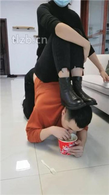 图片[10]_【凌儿女神】原味泡面/舔脏靴底/闻黑棉袜/提档_HD绳艺资源