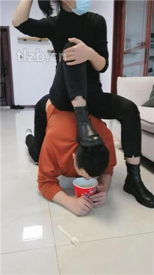 图片[11]_【凌儿女神】原味泡面/舔脏靴底/闻黑棉袜/提档_HD绳艺资源