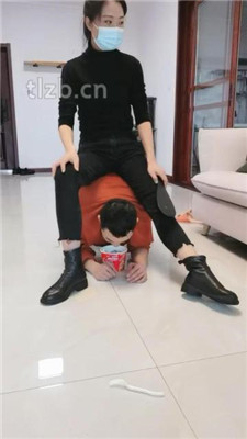 图片[13]_【凌儿女神】原味泡面/舔脏靴底/闻黑棉袜/提档_HD绳艺资源