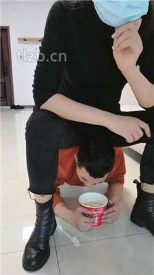 图片[15]_【凌儿女神】原味泡面/舔脏靴底/闻黑棉袜/提档_HD绳艺资源