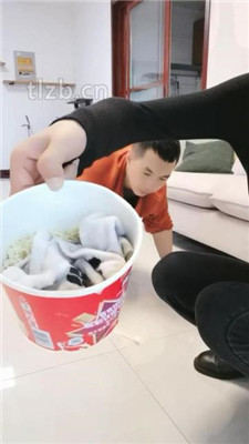 图片[16]_【凌儿女神】原味泡面/舔脏靴底/闻黑棉袜/提档_HD绳艺资源