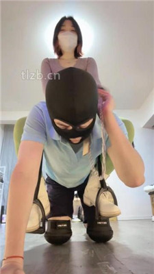 图片[12]_【朱砂痣】圈养犬化-关牢饭-闻臭白袜-骑马爬行遛狗【双视角版】_HD绳艺资源