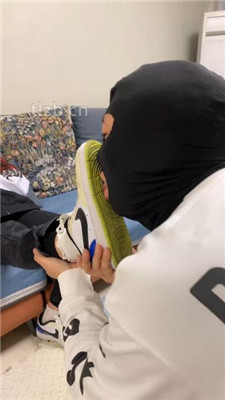 图片[4]_【精神小妹】素人学生妹-耳光/全体重踩踏/白袜塞嘴_HD绳艺资源