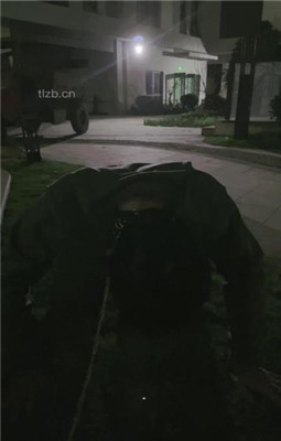 【清禾】小区楼下遛狗犬化男友_HD绳艺资源