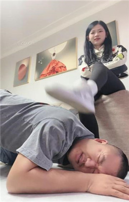 【樱木花椒】Aj白袜开发死猪头-插嘴_HD绳艺资源