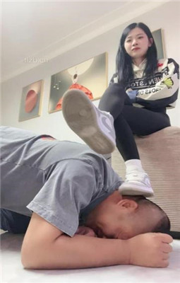 图片[2]_【樱木花椒】Aj白袜开发死猪头-插嘴_HD绳艺资源