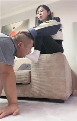 图片[13]_【樱木花椒】Aj白袜开发死猪头-插嘴_HD绳艺资源