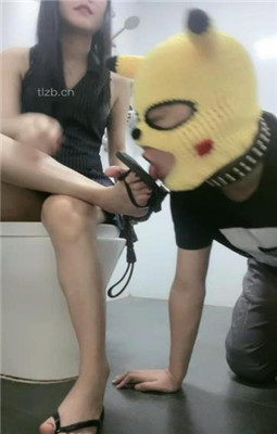 图片[6]_【漫漫】爬进来卫生巾侍奉主人_HD绳艺资源