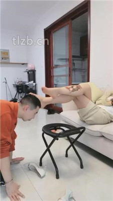 图片[13]_【凌儿女神】舔脏鞋底裸足/物化脚垫/骑马_HD绳艺资源