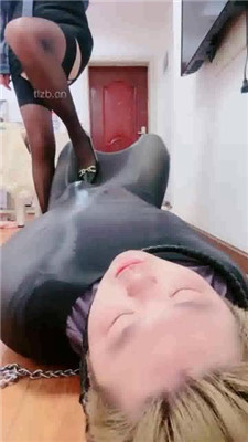 图片[5]_【桃子老师】艺术装置狗爬行-口水喂食-踩踏深喉-揪耳朵训练耳光_HD绳艺资源