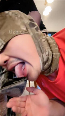 图片[4]_【思诺】超脏靴底制作水果捞喂狗_HD绳艺资源