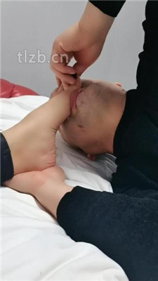 图片[11]_【冷御绳艺导师】老头迷恋女儿的裸足_HD绳艺资源