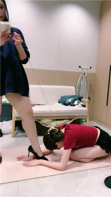 图片[4]_【小羊】女神母畜-掐脖窒息/口水塞嘴虐打_HD绳艺资源