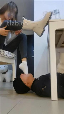 图片[20]_【苒溪】脏短靴白袜全体重踩踏-脚下喂食【双视角版】_HD绳艺资源