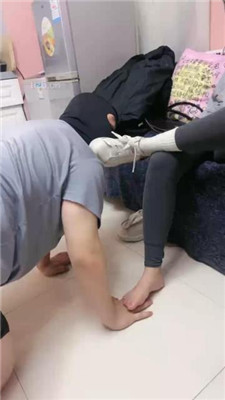图片[6]_【金桔小主】夜跑后小白鞋白袜踩虐暴打【下】_HD绳艺资源
