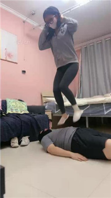 图片[11]_【金桔小主】夜跑后小白鞋白袜踩虐暴打【下】_HD绳艺资源