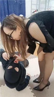 图片[5]_【平凡】训练狗舌-舔高跟黑丝内裤_HD绳艺资源