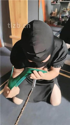 图片[14]_【东营天香百合】高跟灰丝踩狗头/狗链拴狗/嘴叼鞋/虐乳_HD绳艺资源