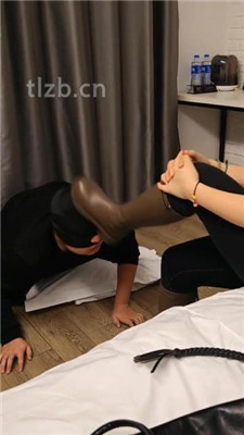 【高难度挑战绳艺导师lucky】严厉主训狗-皮靴高难度挑战版_HD绳艺资源