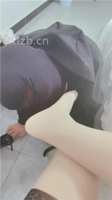 图片[5]_【艳奶奶】舔脚舔鞋口水恋足调_HD绳艺资源