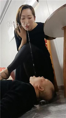 图片[8]_【冷御绳艺导师】拖鞋抽耳光-浓痰赏赐_HD绳艺资源