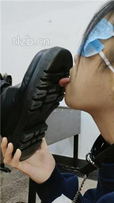 图片[5]_【爱可呀】大学教室调母畜-舔长靴高跟/转胯/吃丝袜_HD绳艺资源