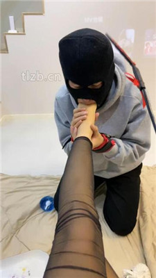 图片[9]_【可儿绳艺导师】鞋绑脸气味控制/绳艺技巧虐打/重度踢踹_HD绳艺资源