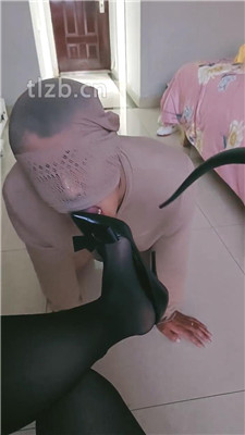 图片[9]_【诗恩大大】跪舔高跟黑丝美腿_HD绳艺资源