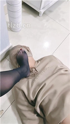 图片[14]_【诗恩大大】跪舔高跟黑丝美腿_HD绳艺资源