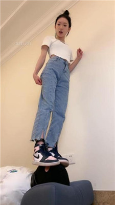 图片[4]_【文文sama】AJ全体重踩脸/内裤套头_HD绳艺资源