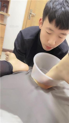 图片[9]_【哈市文文】黑丝脚诱惑-居家伺候_HD绳艺资源