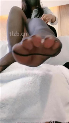 图片[4]_【天秤祖宗】黑丝美腿踩脚垫/嘴叼高跟【完整版】_HD绳艺资源