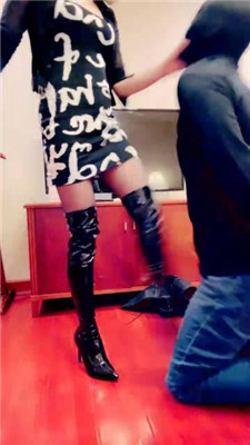 图片[11]_【莫妮卡S】性感S长靴虐废-艺术圣水-狗卑微到尘埃_HD绳艺资源