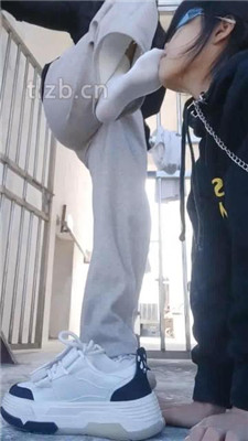 图片[9]_【爱可呀】学姐天台伺候校花和我_HD绳艺资源