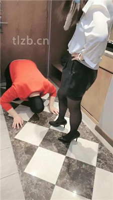 图片[3]_【心甜夫妻】跪镜子前羞辱/舔脏鞋/喝圣水/揪耳朵/转胯【完整版】_HD绳艺资源