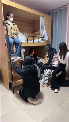 【尤物大大】女生寝室4主VS双奴带新人学妹入圈调_HD绳艺资源