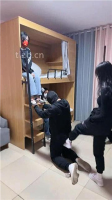 图片[13]_【尤物大大】女生寝室4主VS双奴带新人学妹入圈调_HD绳艺资源